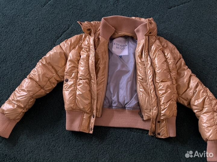 Куртка женская на пуху. Размер S