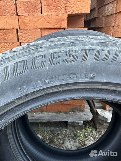 Bridgestone Turanza T001 225/50 R17