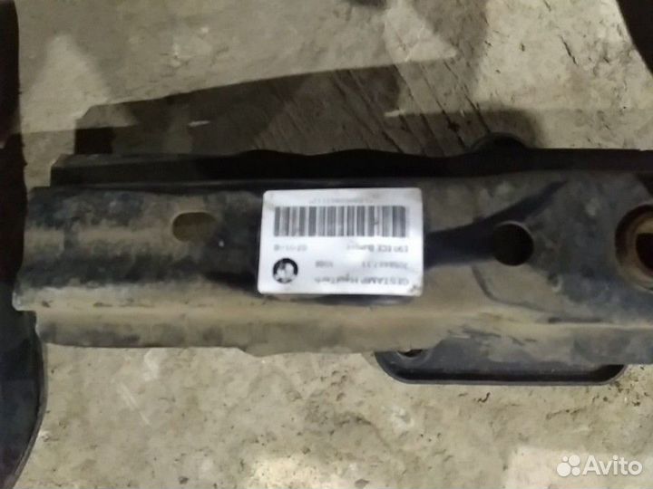 Усилитель заднего бампера (BMW 3)