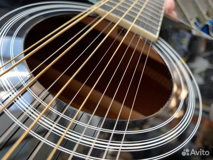12струнная электроакустическая гитара