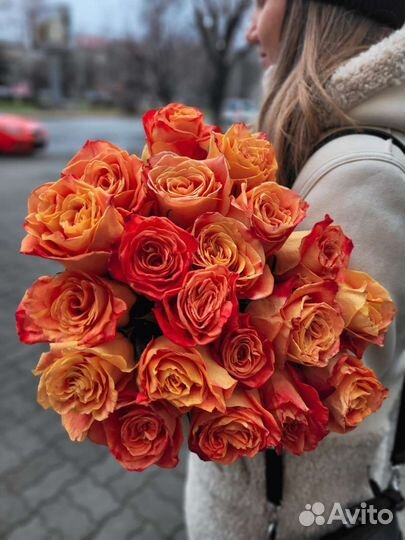 Розы на ваш праздник