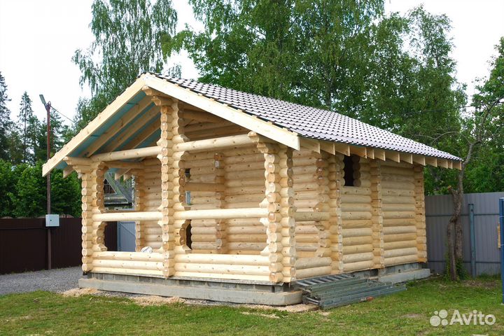 Сруб Бани из оцилиндрованного бревна