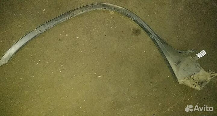 Накладка арки колеса переднего правого BMW X5 E53