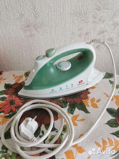 Утюг Binatone