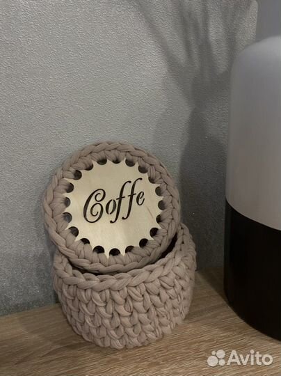 Трикотажная корзинка-шкатулка