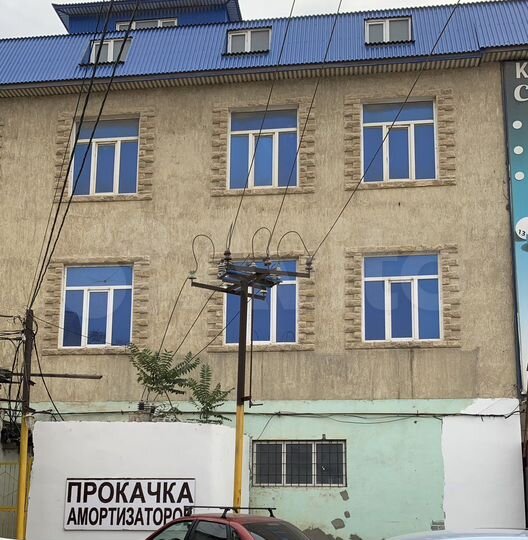 Здание, 1600 м²