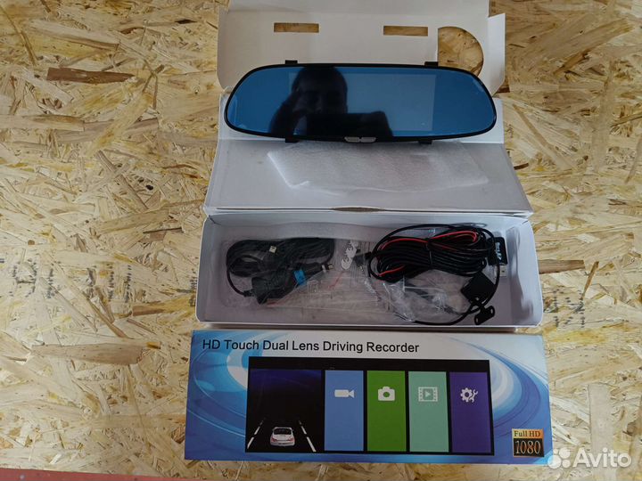 Видеорегистратор зеркало