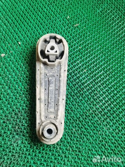 Опора кпп лада ларгус
