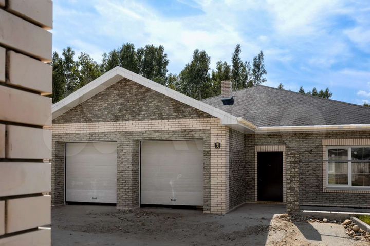 Дом 190 м² на участке 7,6 сот.