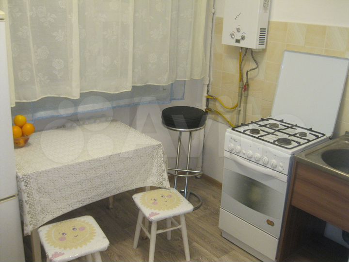 2-к. квартира, 42 м², 2/4 эт.