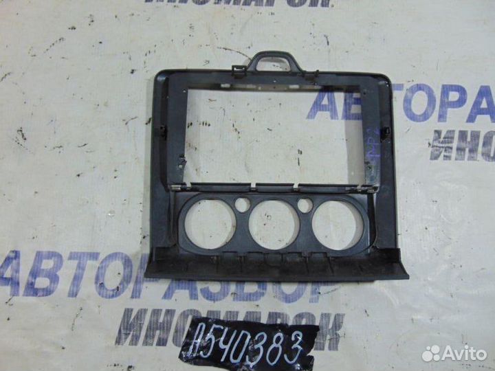 Рамка магнитолы Ford Focus 2 DA 2005-2008