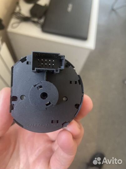 Переключатель света Volkswagen Golf