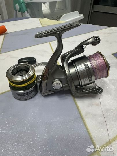Продам shimano twin power 3000 pg 02