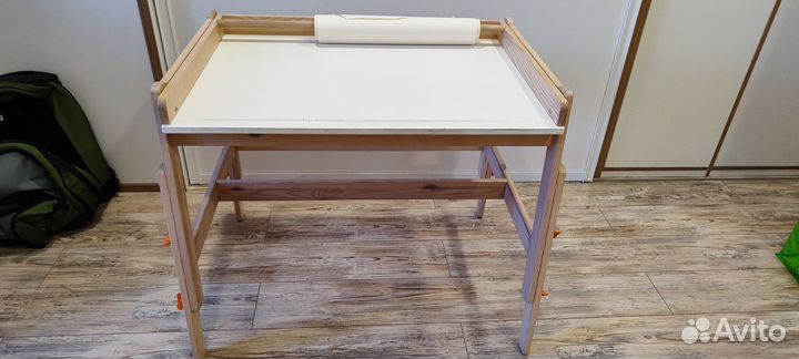Письменный стол (парта) IKEA flisat