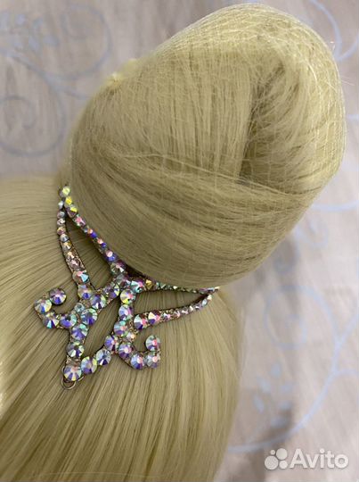 Украшение на пучок гимнастки