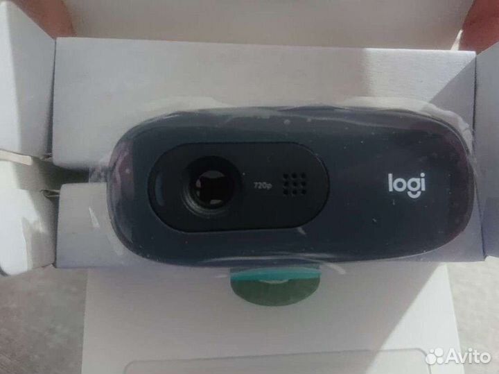Веб камера Logitech c270