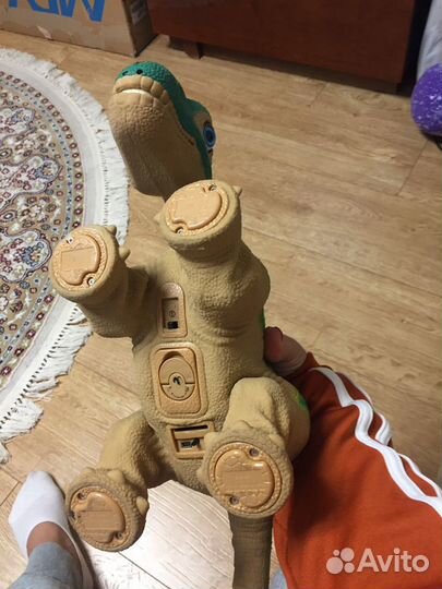 Интерактивная игрушка Динозавр Pleo