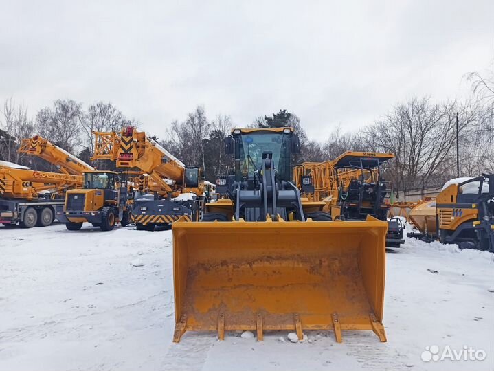 Фронтальный погрузчик XCMG ZL40RU, 2024