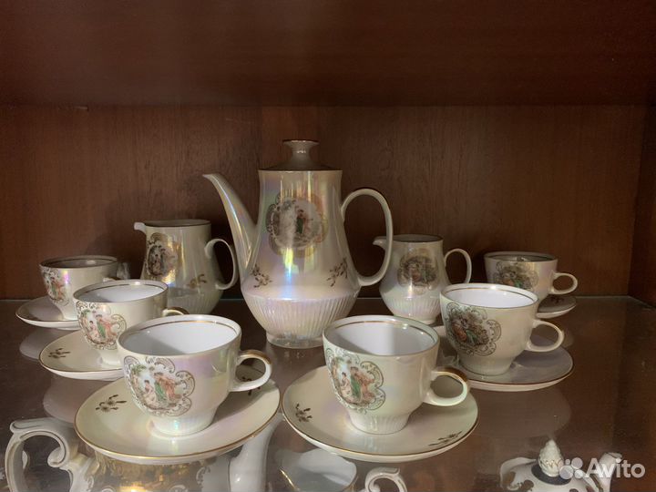 Столовый,чайный и кофейный сервизы ГДР (Кольдиц)