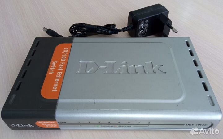 Коммутатор D-link DES-1008D
