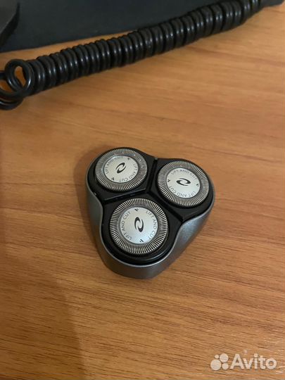 Электробритва Philips HQ 6990/16