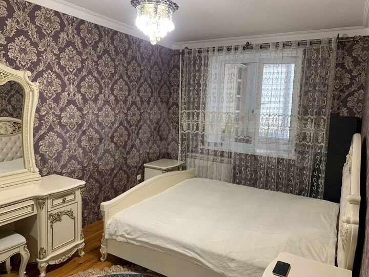 3-к. квартира, 82 м², 5/5 эт.