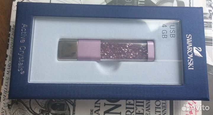 Флешка с кристаллами Сваровски