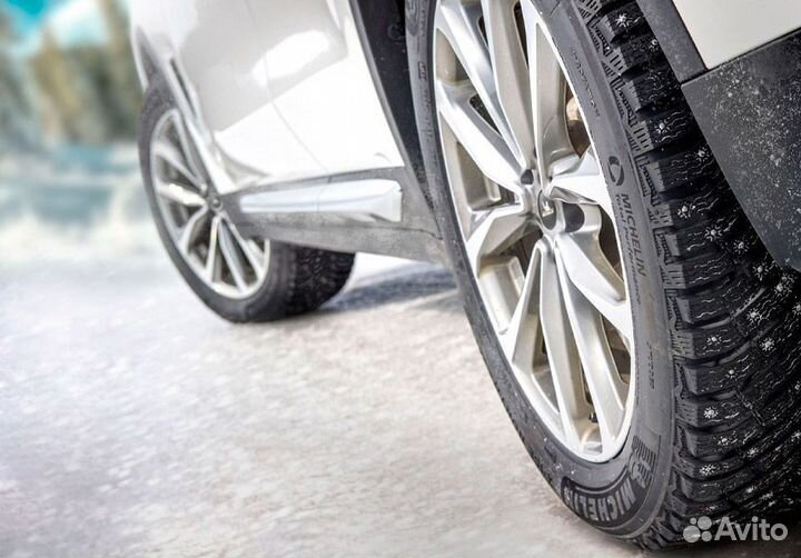 Michelin X-Ice North 4 225/50 R17 98T