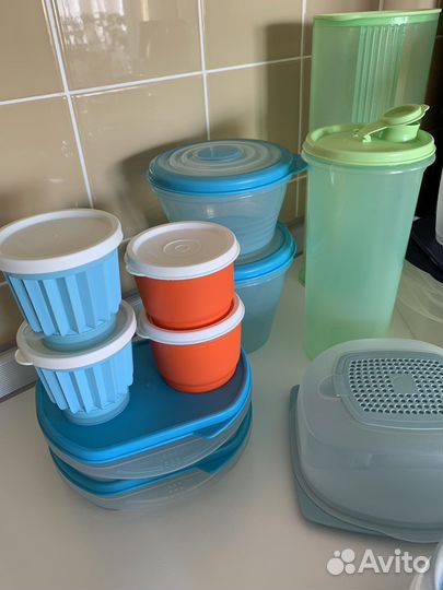 Tupperware пармезанница,компактусы,лотки,дуршлаг