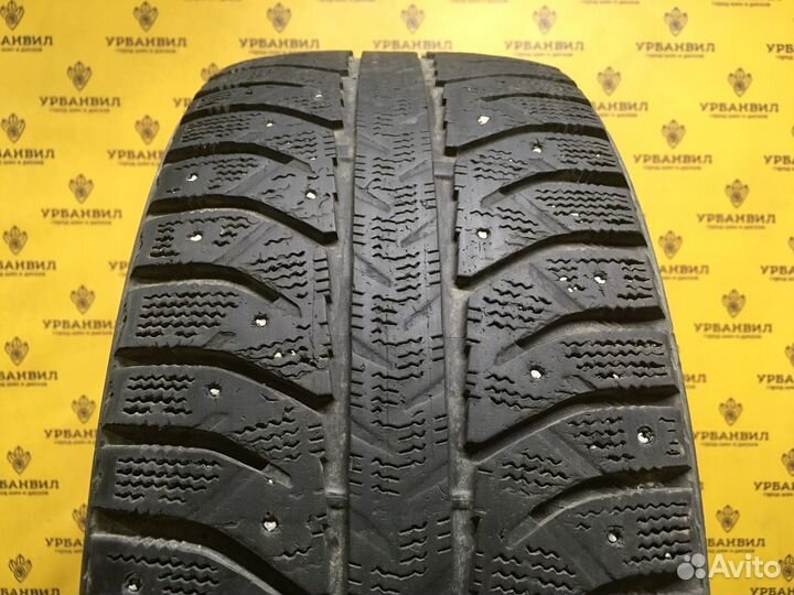 Bridgestone Ice Cruiser 7000 215/45 R17 87T