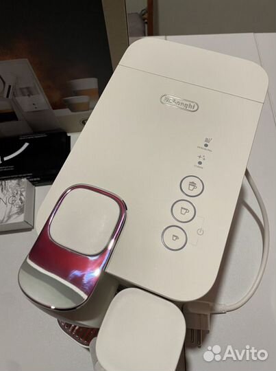 Капсульная кофемашина Delonghi Nespresso