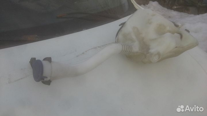 Бачок омывателя стекла Peugeot 3008