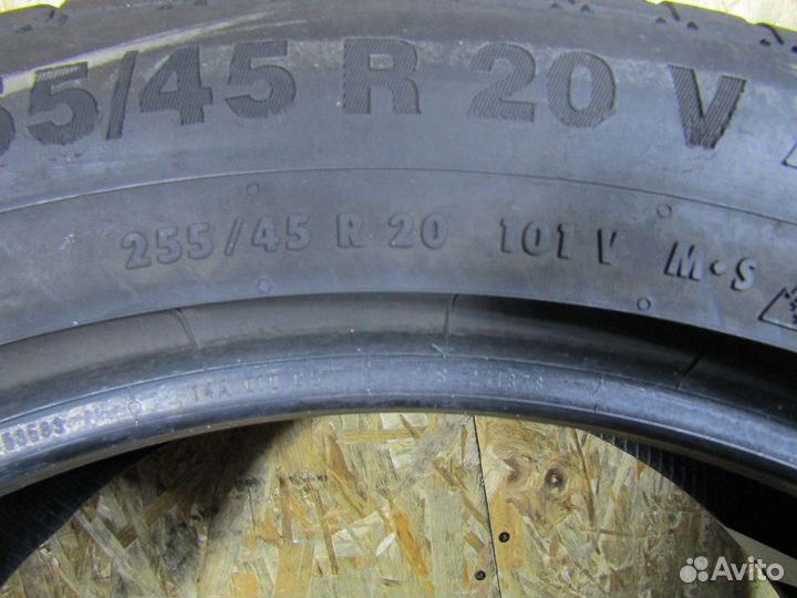 Continental ContiWinterContact TS 850P SUV 255/45 R20