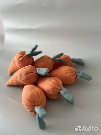 Морковь из ткани
