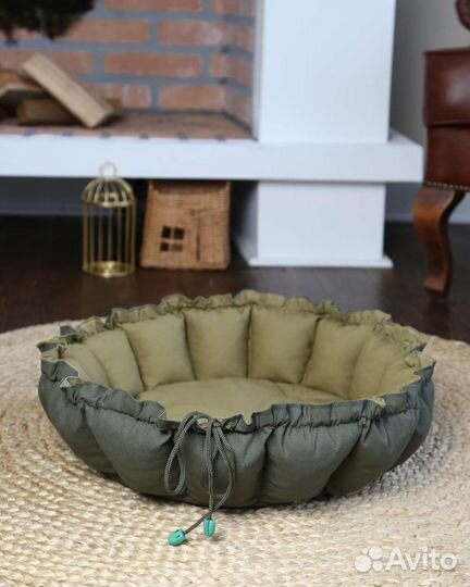 Лежанка для собак и кошек