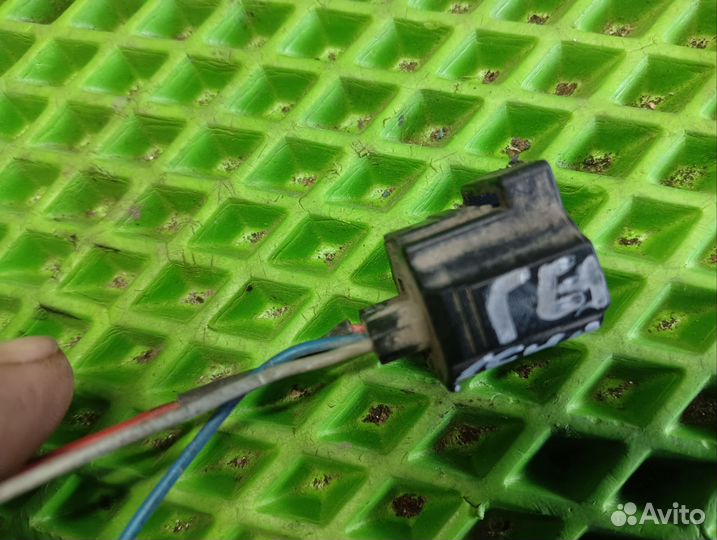 Фишка генератор форд фокус 1