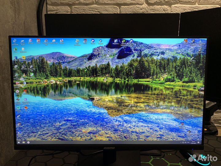 Монитор FullHD 24