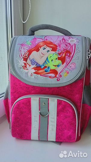 Рюкзак школьный для девочки 1 класс