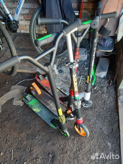 Трюковой самокат, и обычный