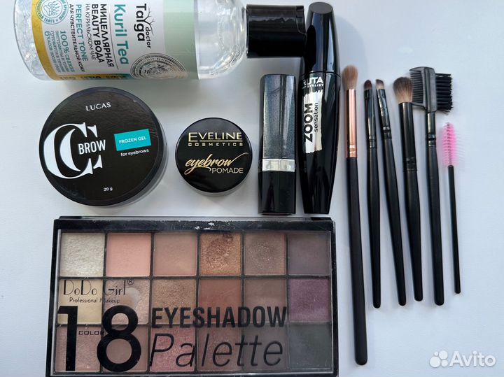 Набор косметики пакетом