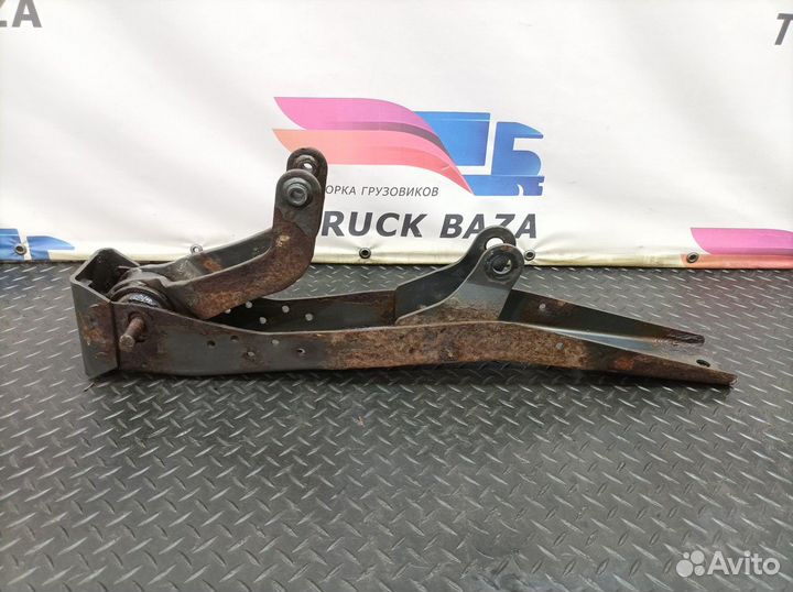 Кронштейн кабины задний Iveco Stralis