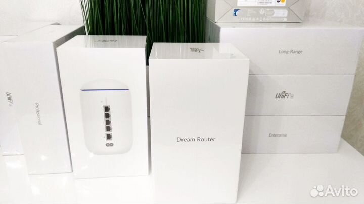 Новый Ubiquiti Unifi Dream Router UDR запечатан