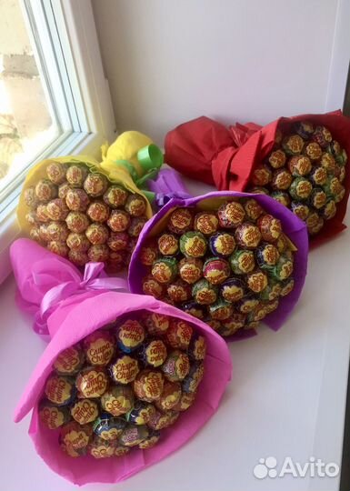 Букет из чупа-чупсов