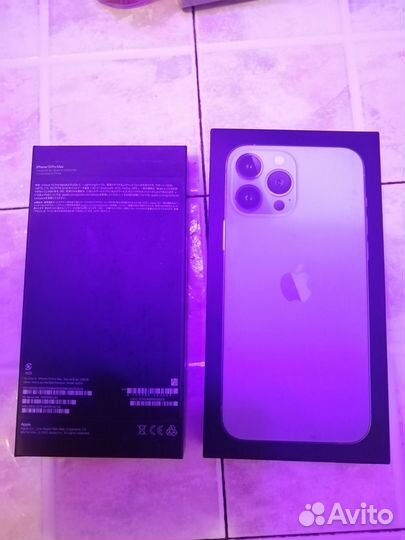Коробка от iPhone 13 pro max