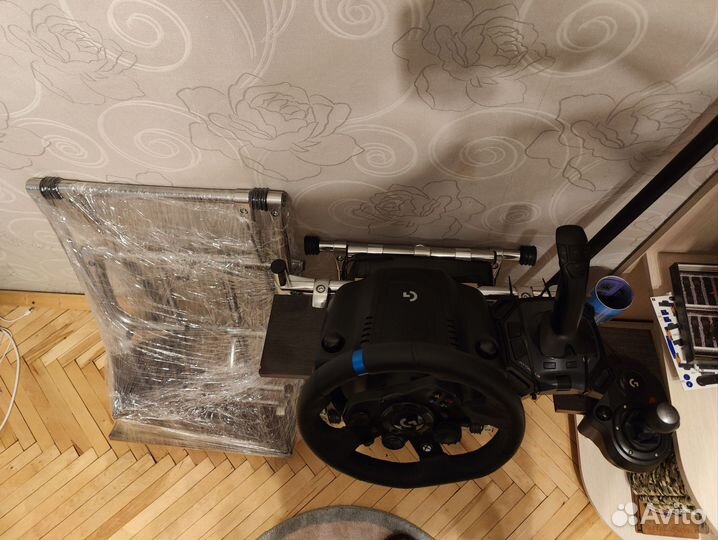 Стойка / Кокпит / Подставка для игрового руля