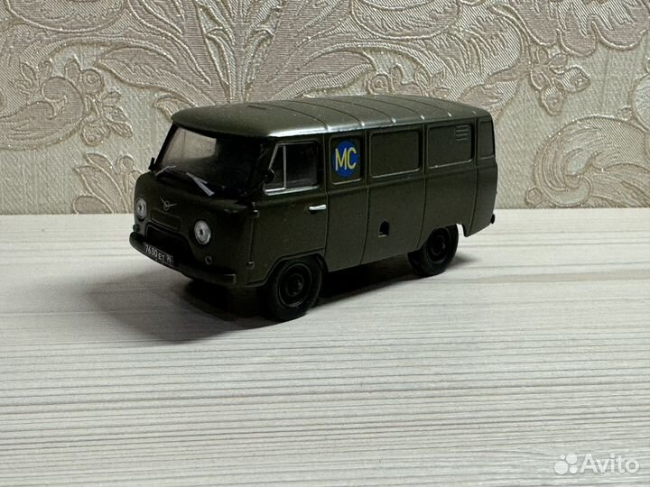 Модель автомобиля УАЗ 452