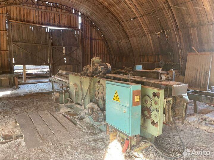 Лесопильный станок