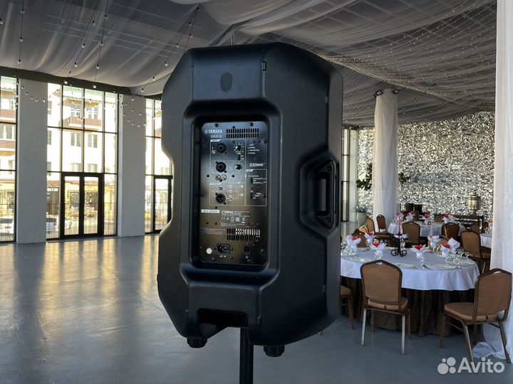 Колонки Yamaha dbr15