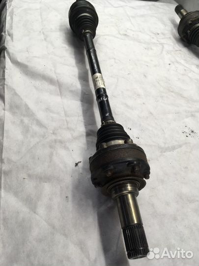 Привод передний правый VolksWagen Touareg