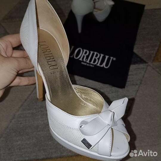 Туфли женские Loriblu белые, 36 р